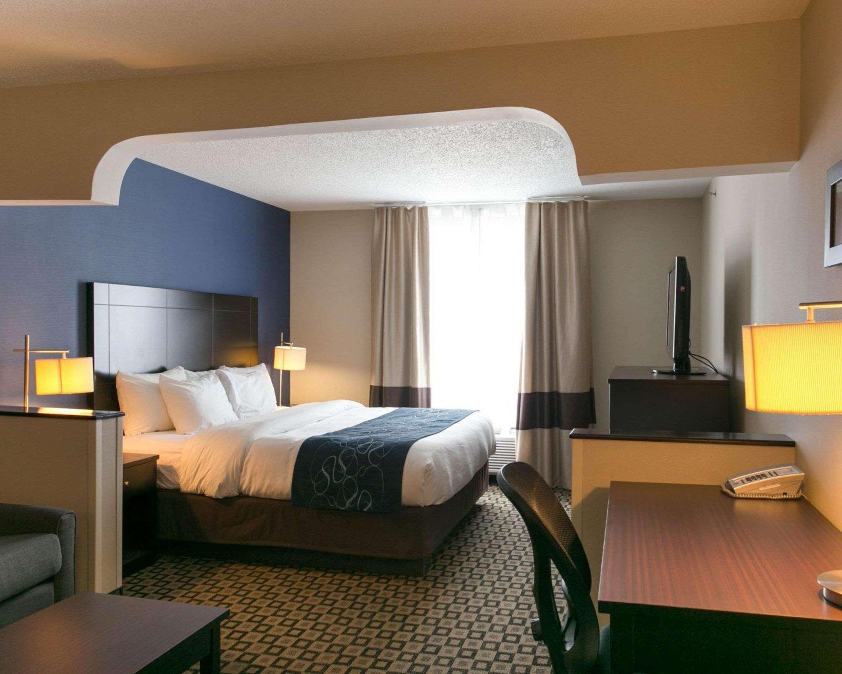 Comfort Suites Benton Harbor - St Joseph Екстериор снимка