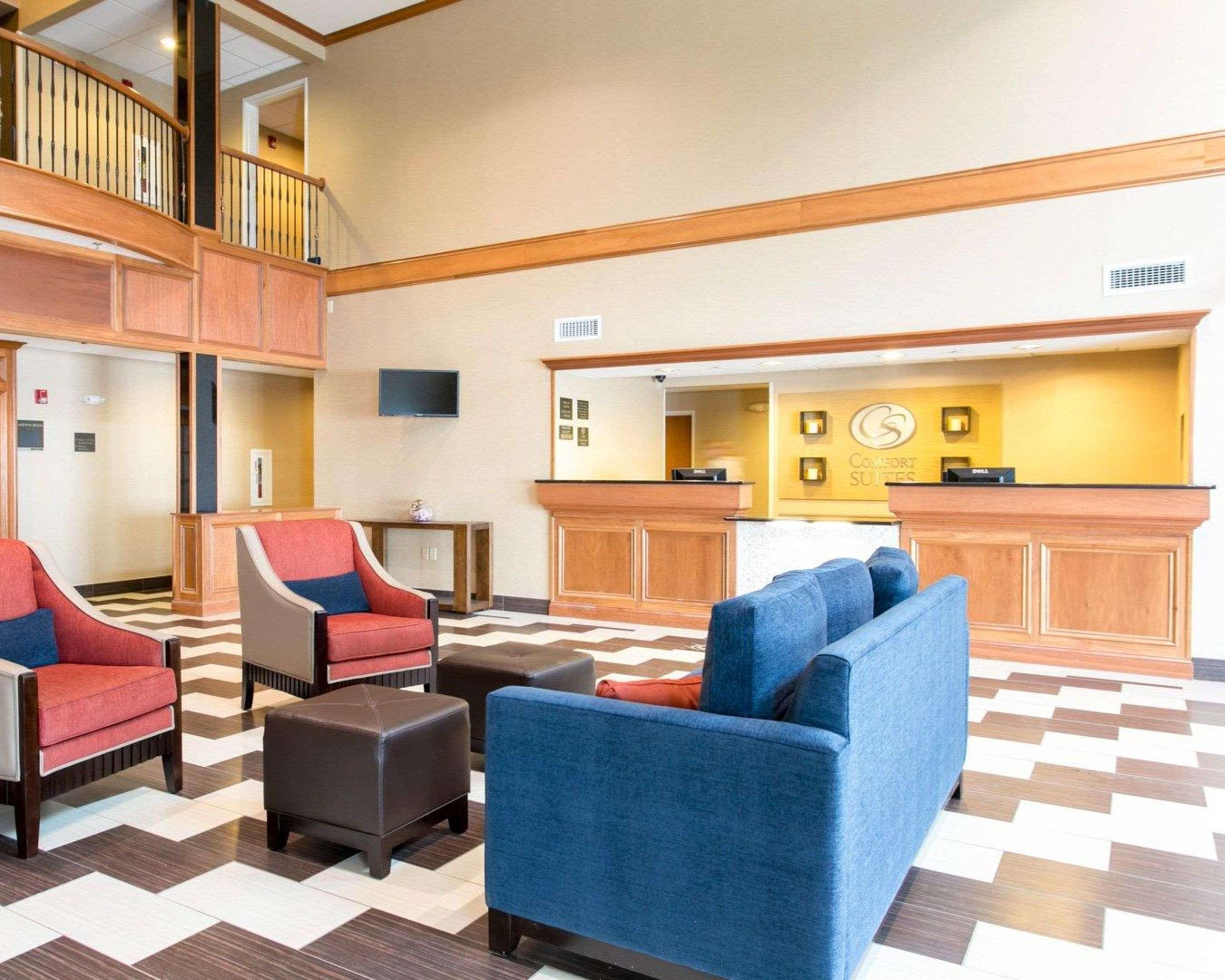 Comfort Suites Benton Harbor - St Joseph Екстериор снимка
