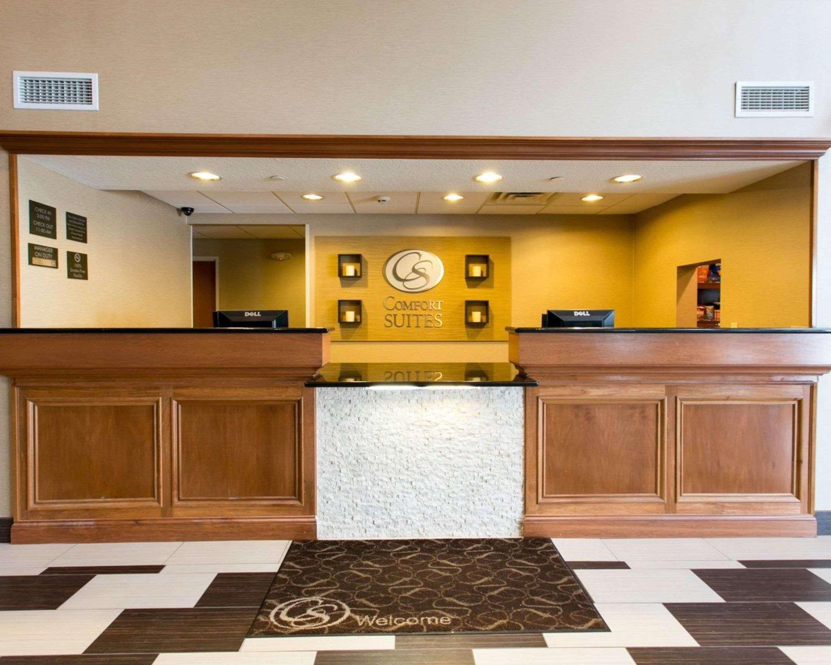 Comfort Suites Benton Harbor - St Joseph Екстериор снимка