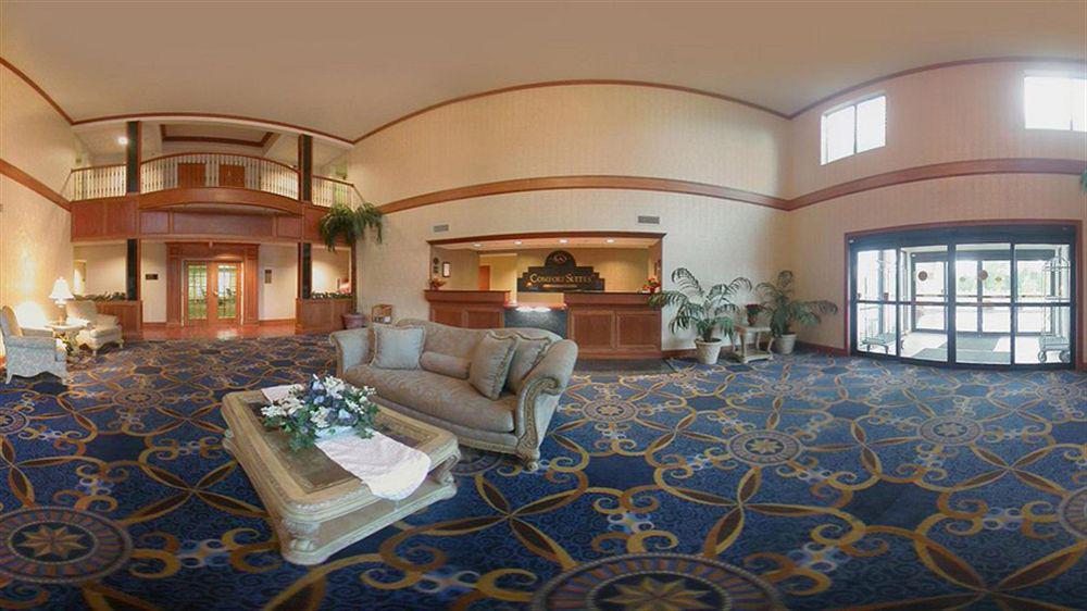 Comfort Suites Benton Harbor - St Joseph Екстериор снимка